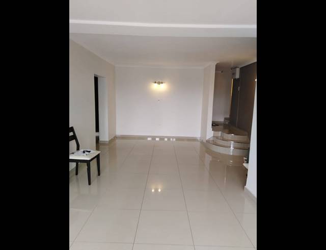 3 BEDROOM FLAT TO LET IN MORNINGSIDE
